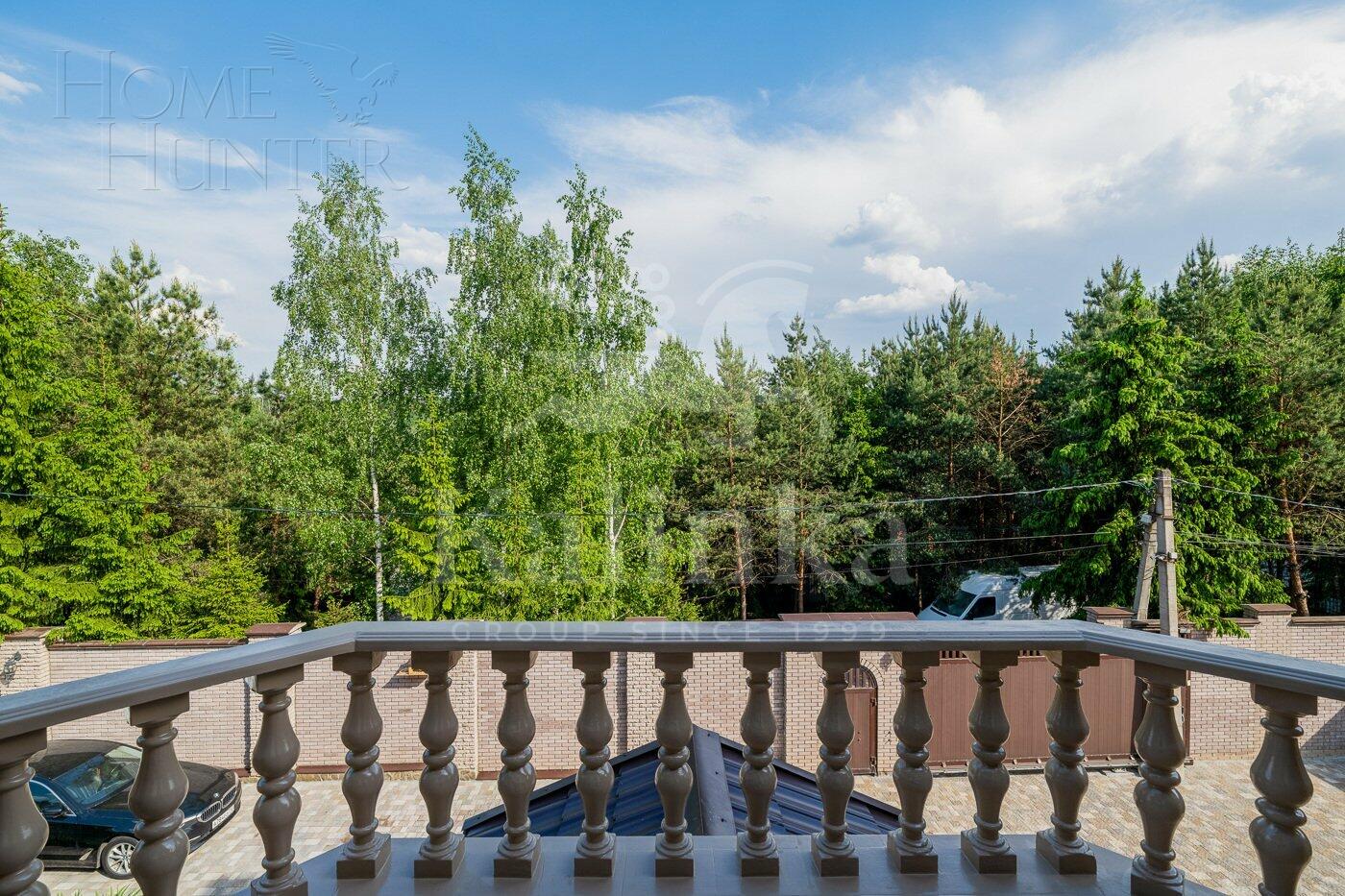 2-этажный коттедж 650 м² с отделкой