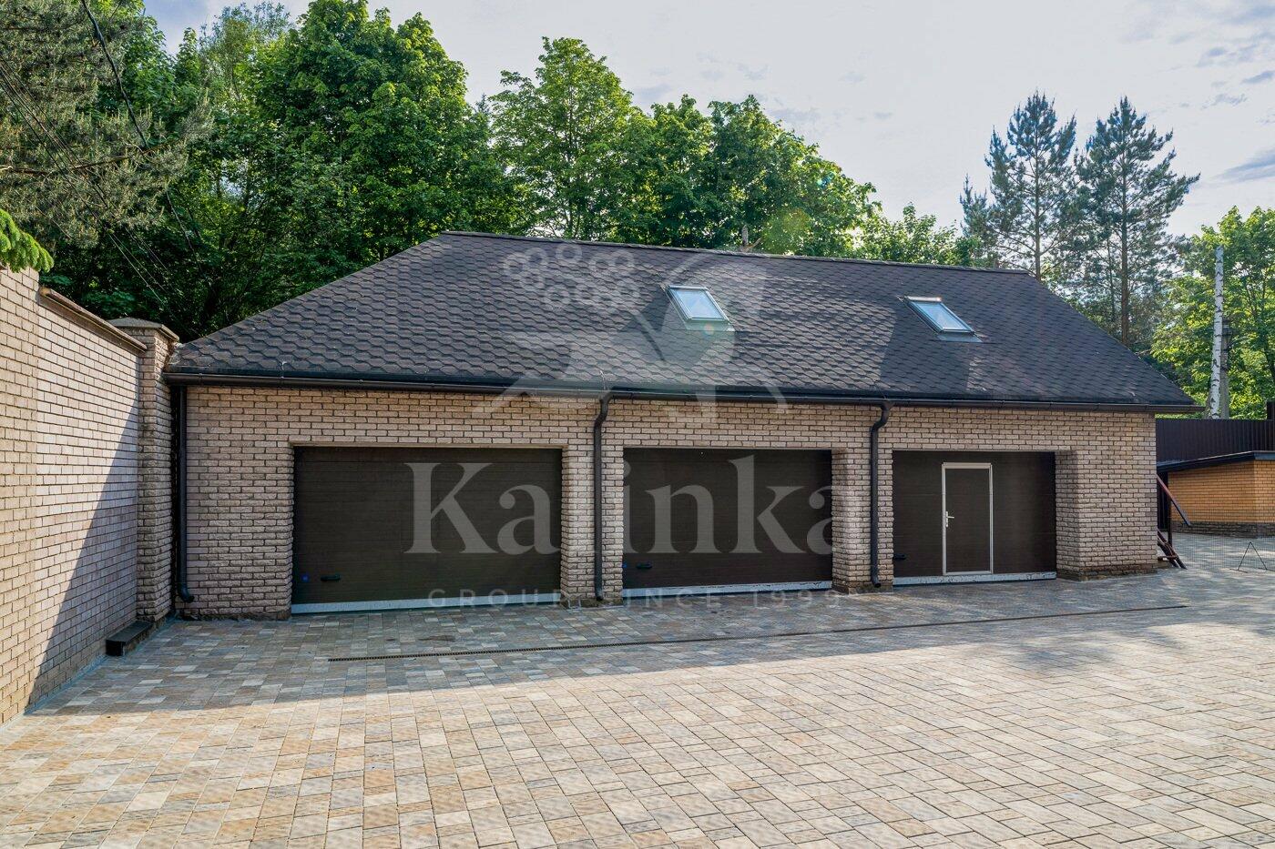 2-этажный коттедж 650 м² с отделкой