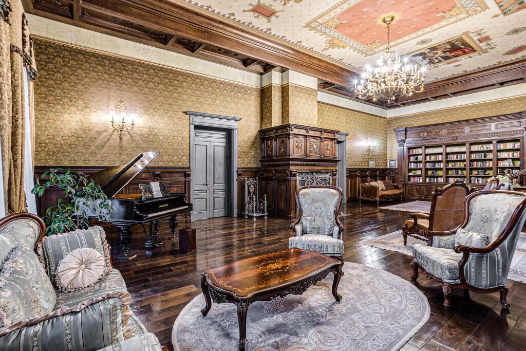 2-этажный коттедж 1 500 м² с отделкой