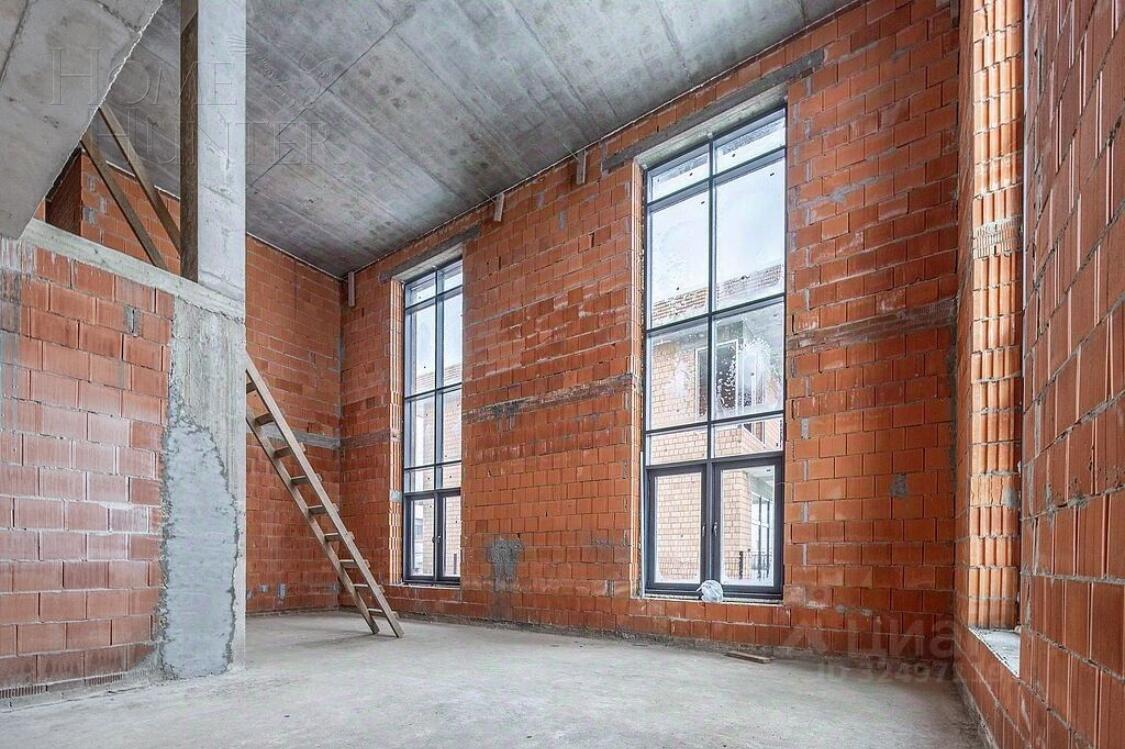 2-этажный коттедж 320 м² без отделки