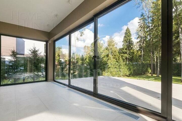 2-этажный коттедж 320 м² с отделкой
