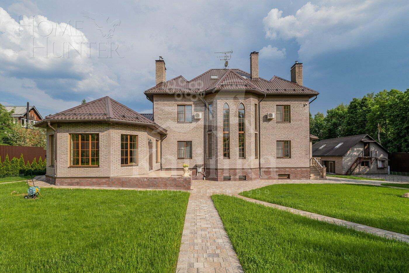 2-этажный коттедж 650 м² с отделкой