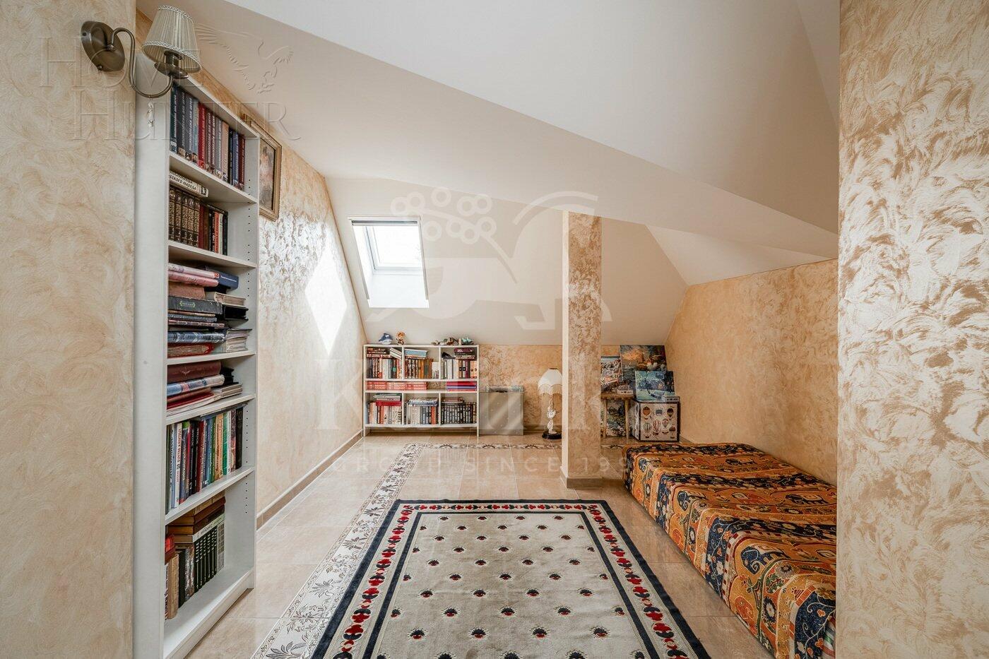 2-этажный коттедж 650 м² с отделкой