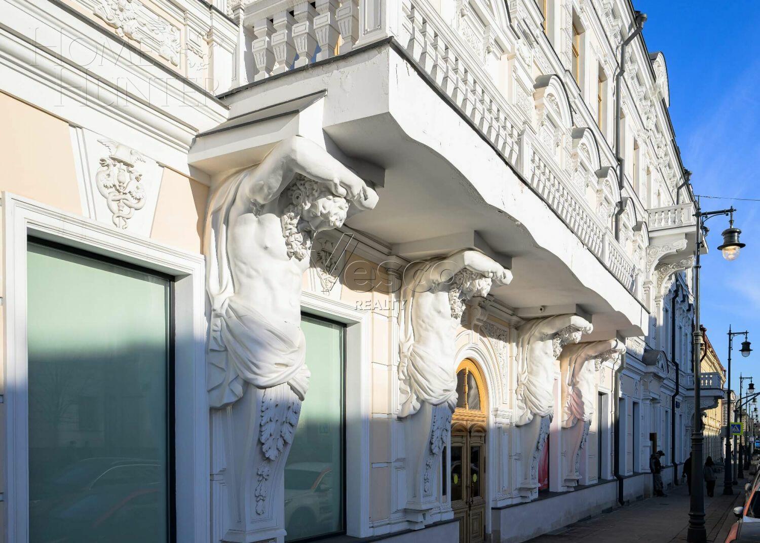 10-КОМН. ПЕНТХАУС БЕЗ ОТДЕЛКИ 1 231 М² НА 4 ЭТАЖЕ
