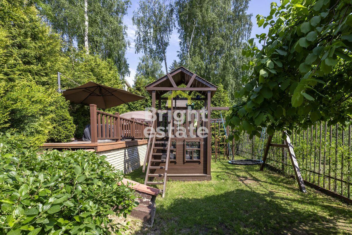 3-этажный коттедж 420 м² с отделкой