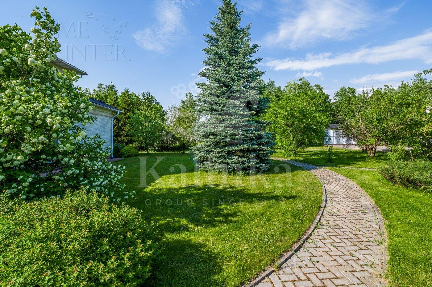 2-этажный коттедж 350 м² с отделкой