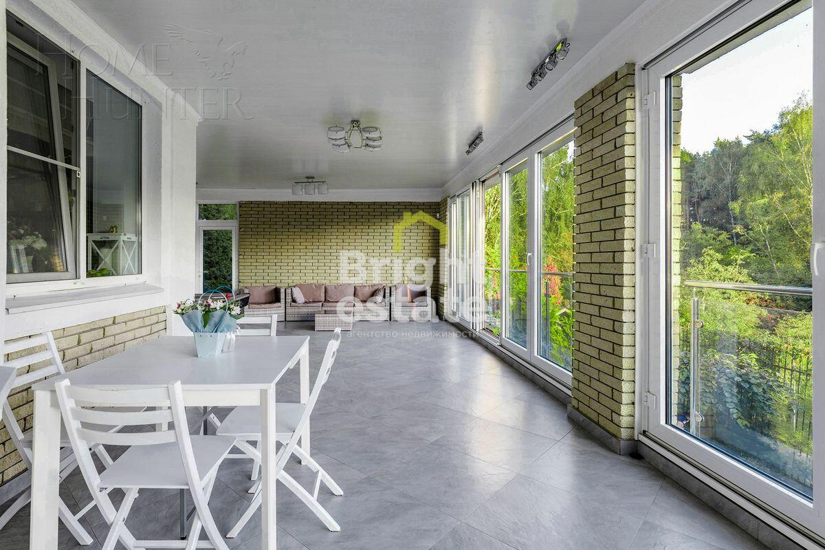 3-этажный коттедж 420 м² с отделкой