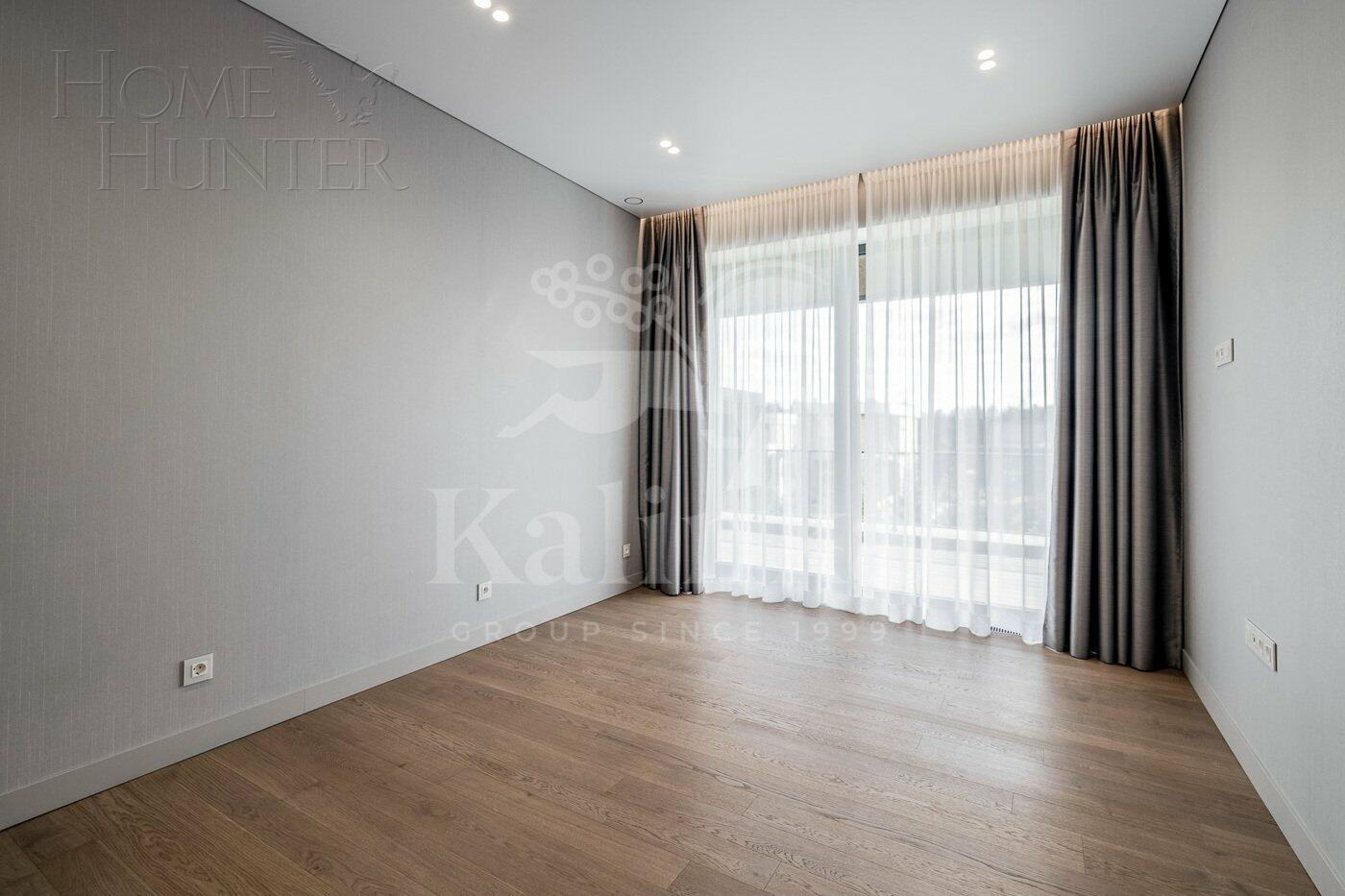 2-этажный коттедж 917.3 м² без отделки