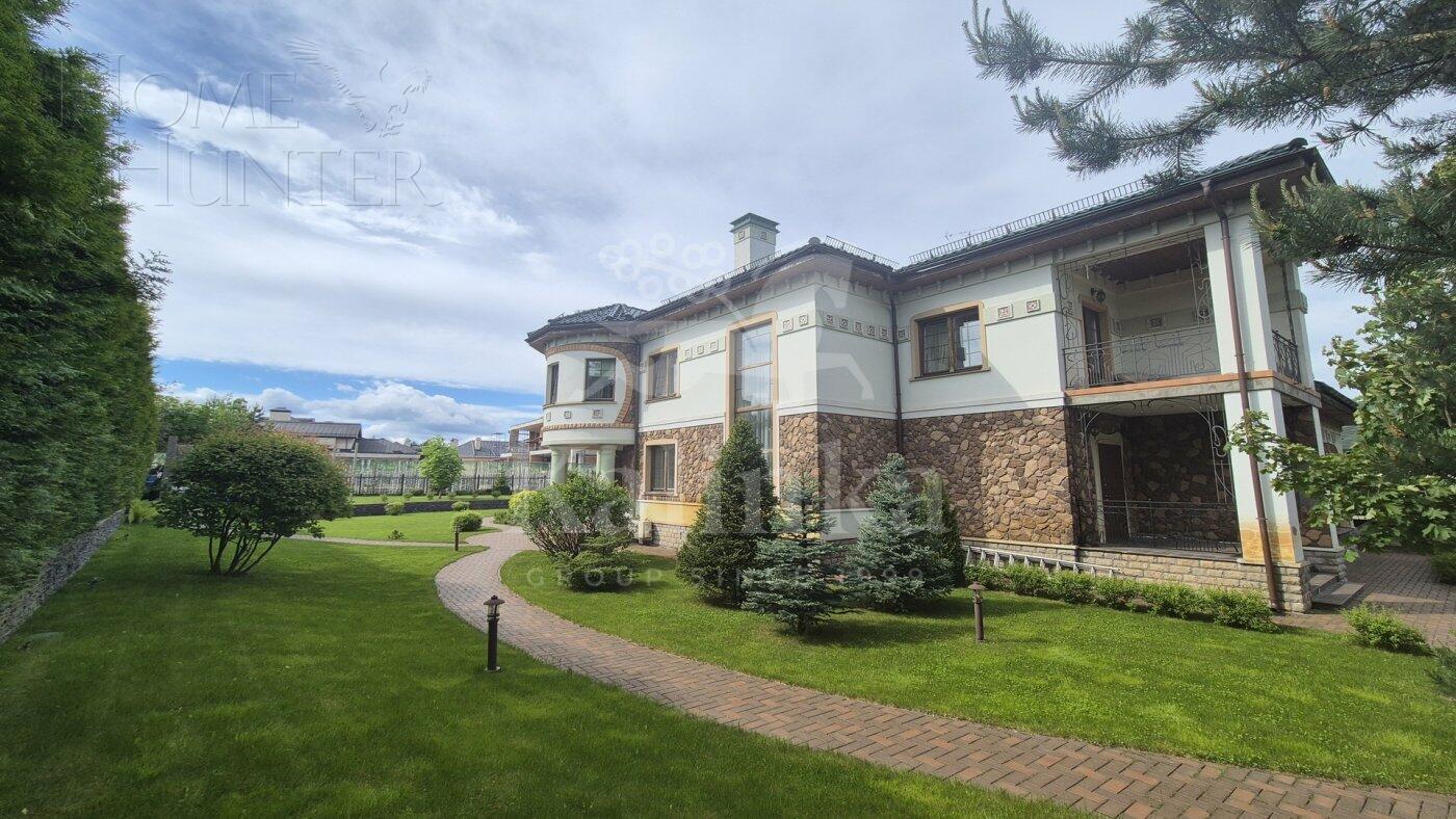 2-этажный коттедж 500 м² с отделкой
