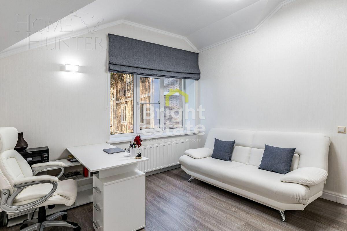 3-этажный коттедж 420 м² с отделкой