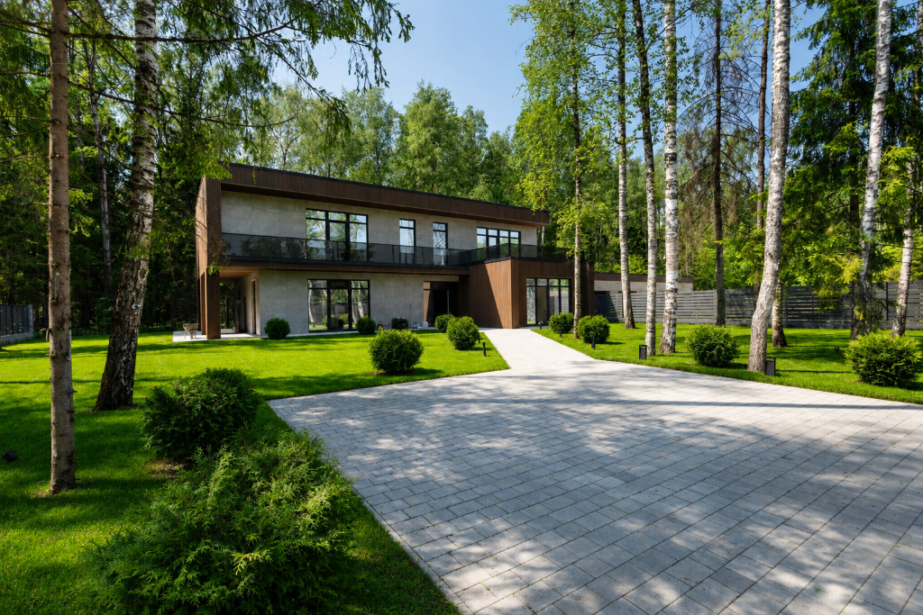 2-этажный коттедж 381 м² с отделкой