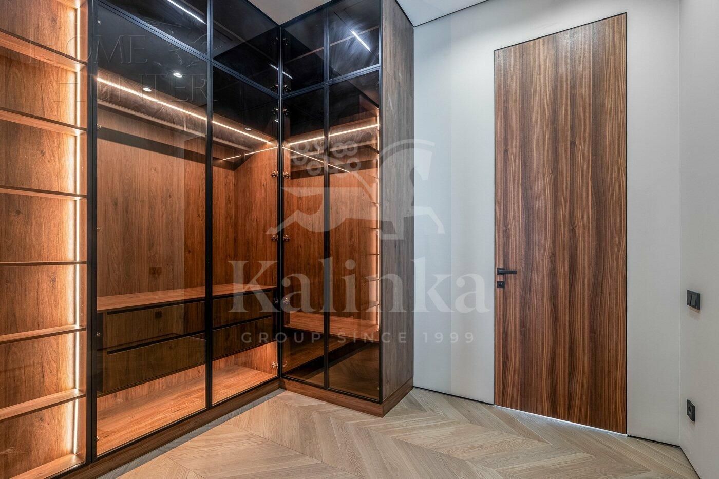 2-этажный коттедж 880 м² с отделкой