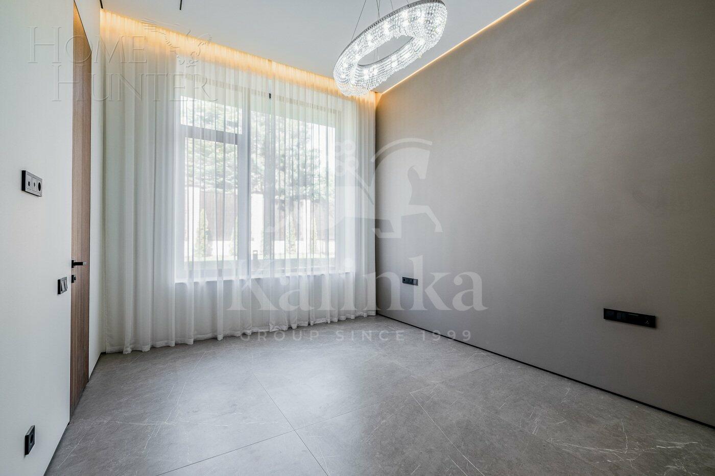 2-этажный коттедж 880 м² с отделкой