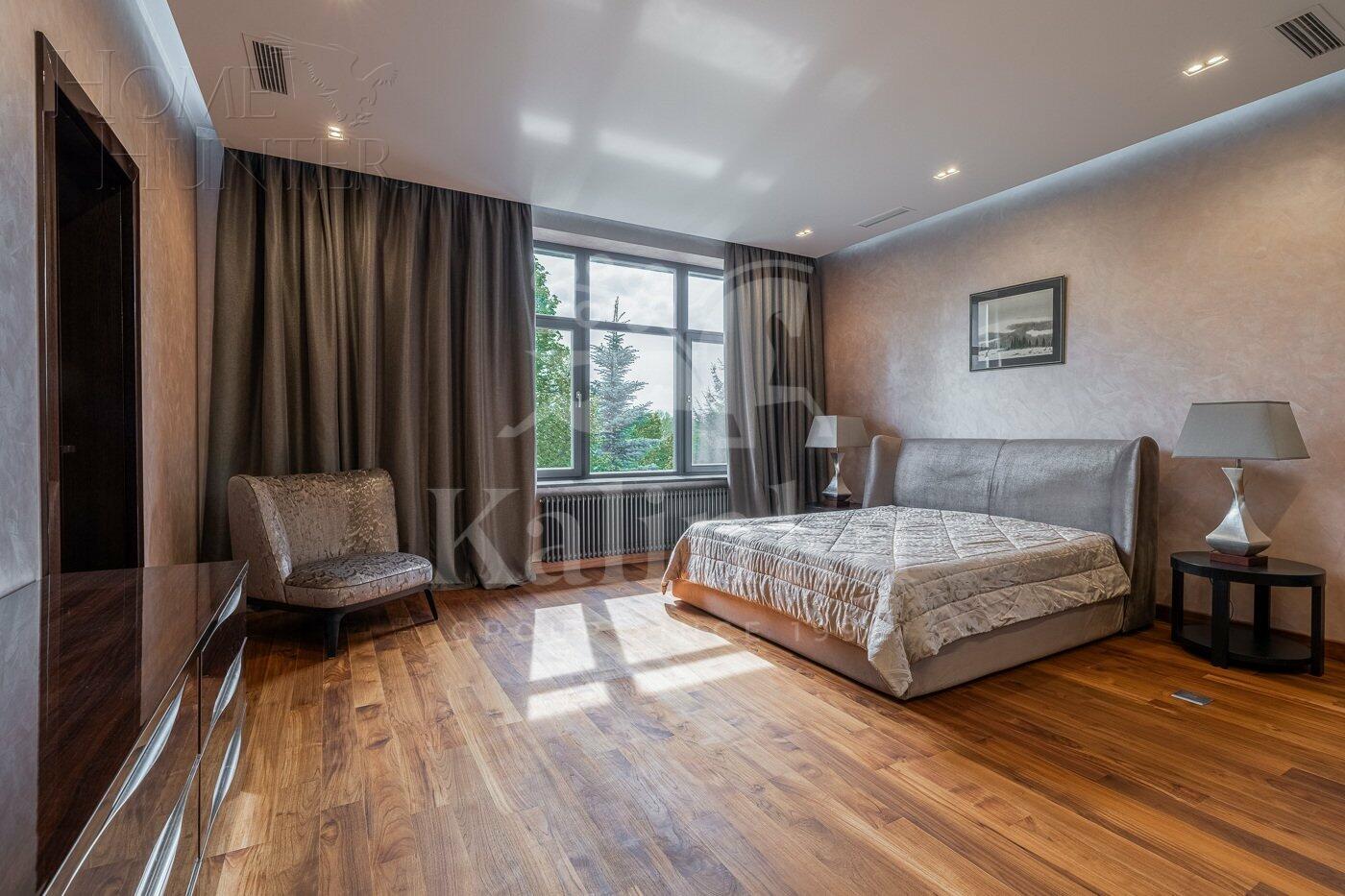 2-этажный коттедж 750 м² с отделкой