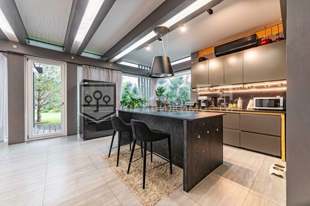 2-этажный коттедж 420 м² с отделкой