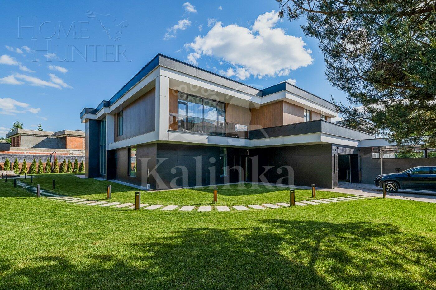 2-этажный коттедж 880 м² с отделкой