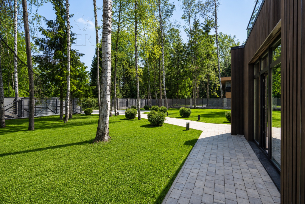 2-этажный коттедж 381 м² с отделкой