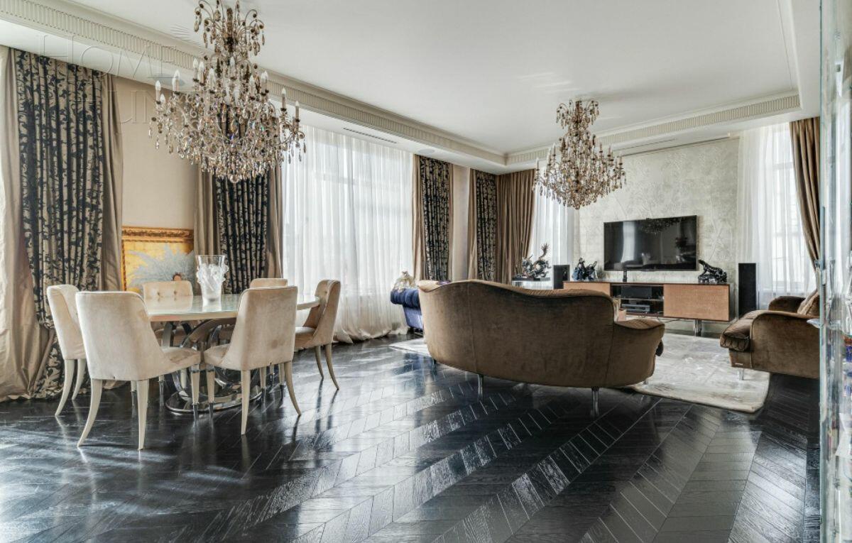 4-КОМН. КВАРТИРА С ОТДЕЛКОЙ 239 М² НА 5 ЭТАЖЕ