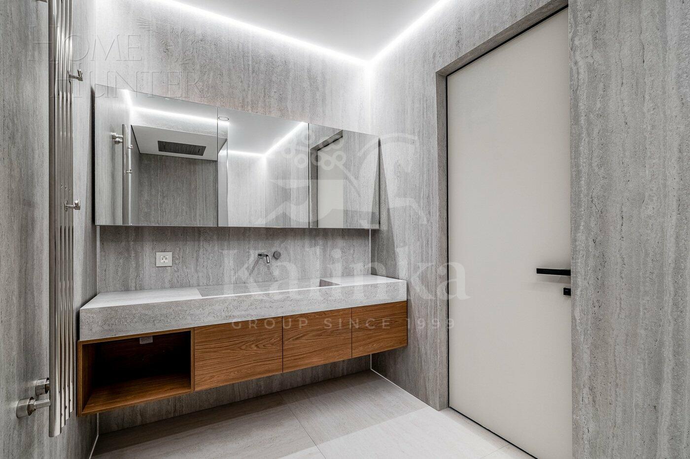 2-этажный коттедж 917.3 м² без отделки