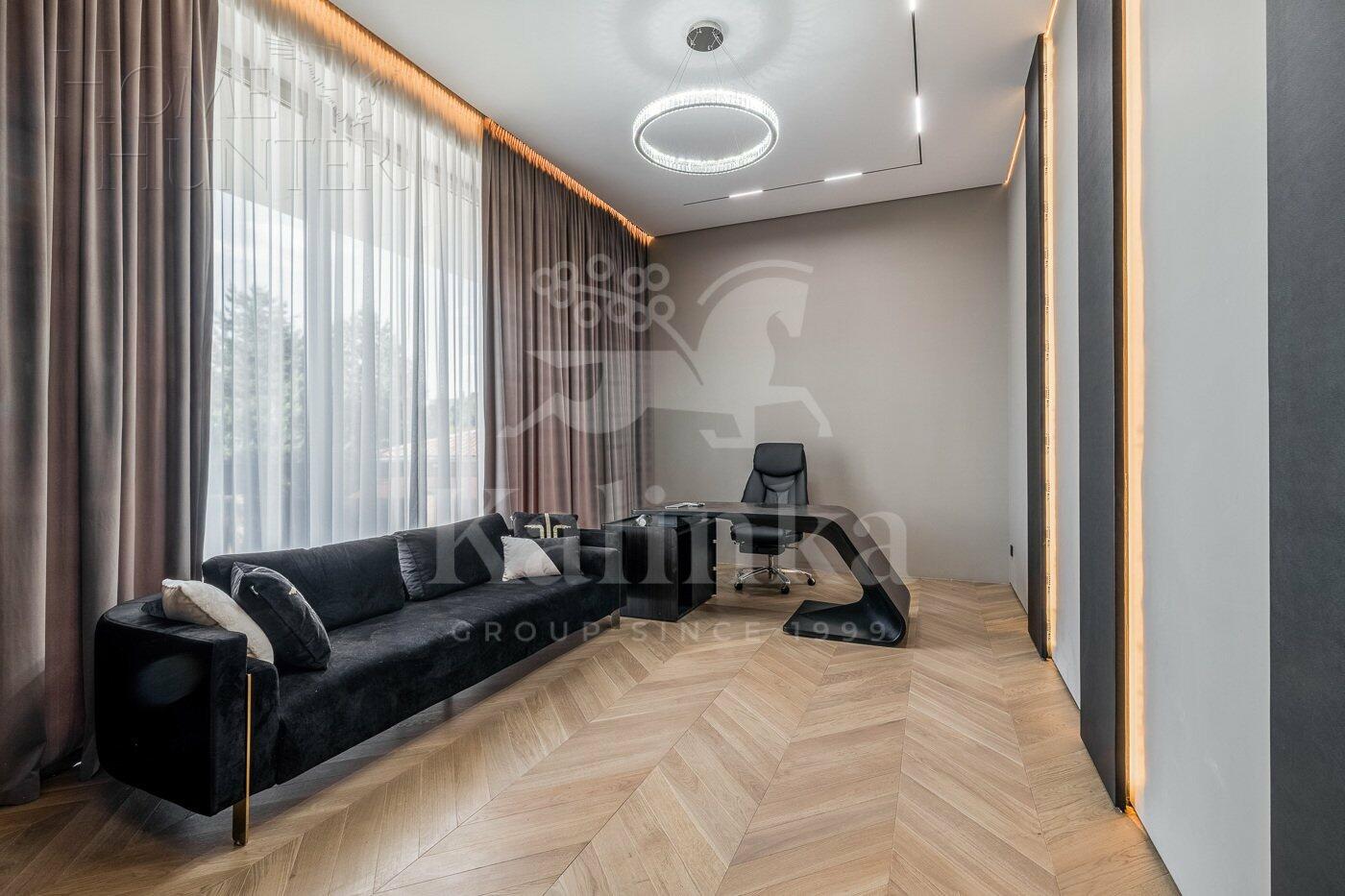 2-этажный коттедж 880 м² с отделкой