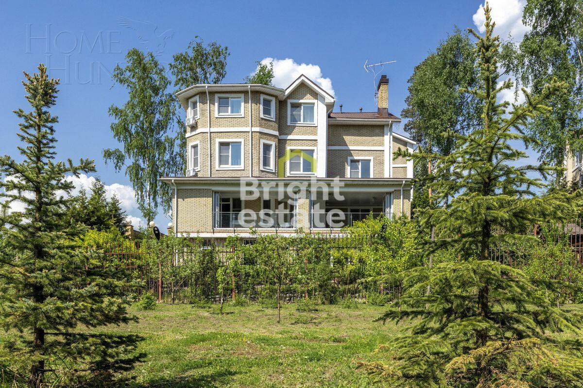 3-этажный коттедж 420 м² с отделкой