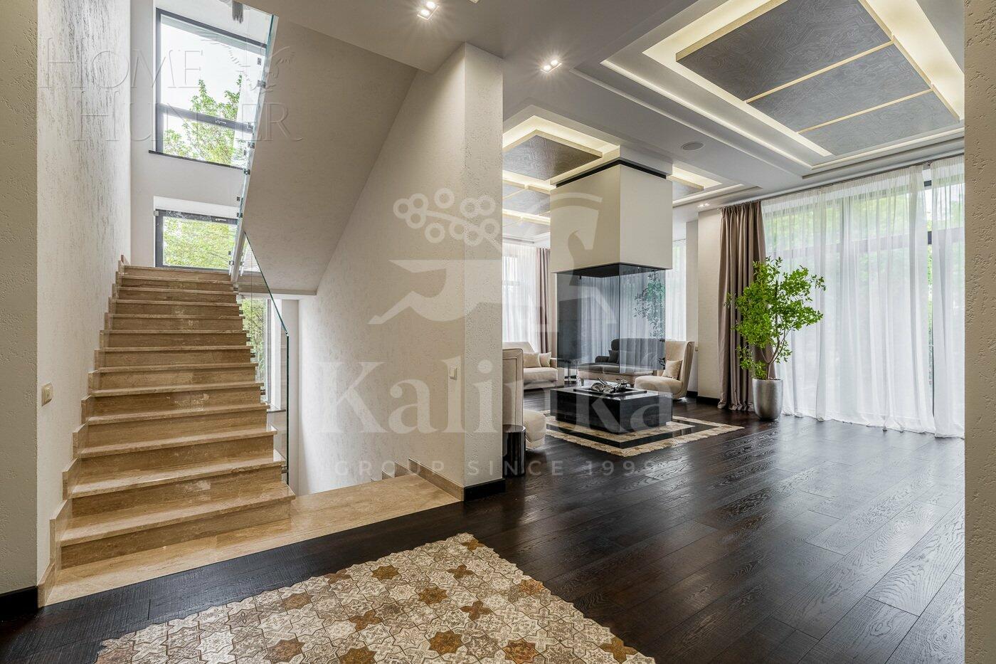 2-этажный коттедж 750 м² с отделкой
