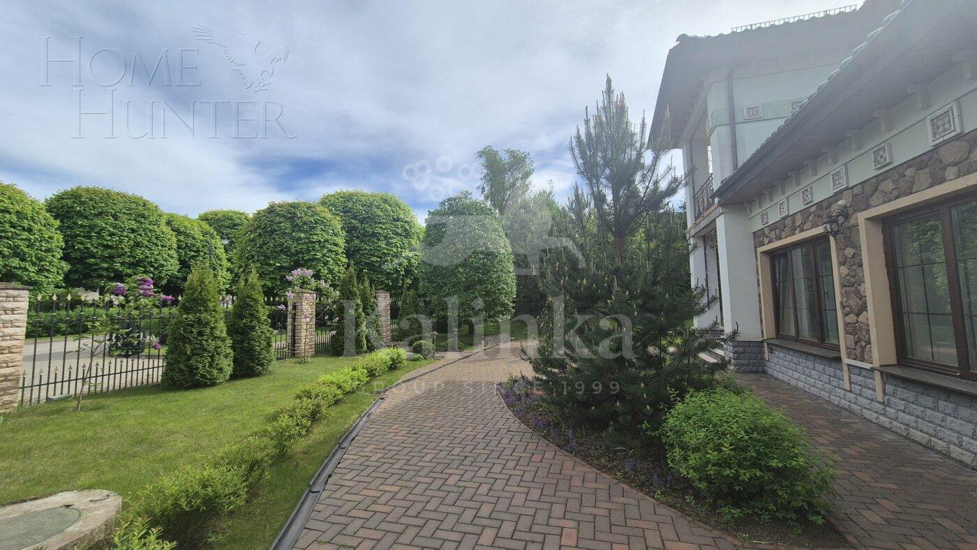 2-этажный коттедж 500 м² с отделкой