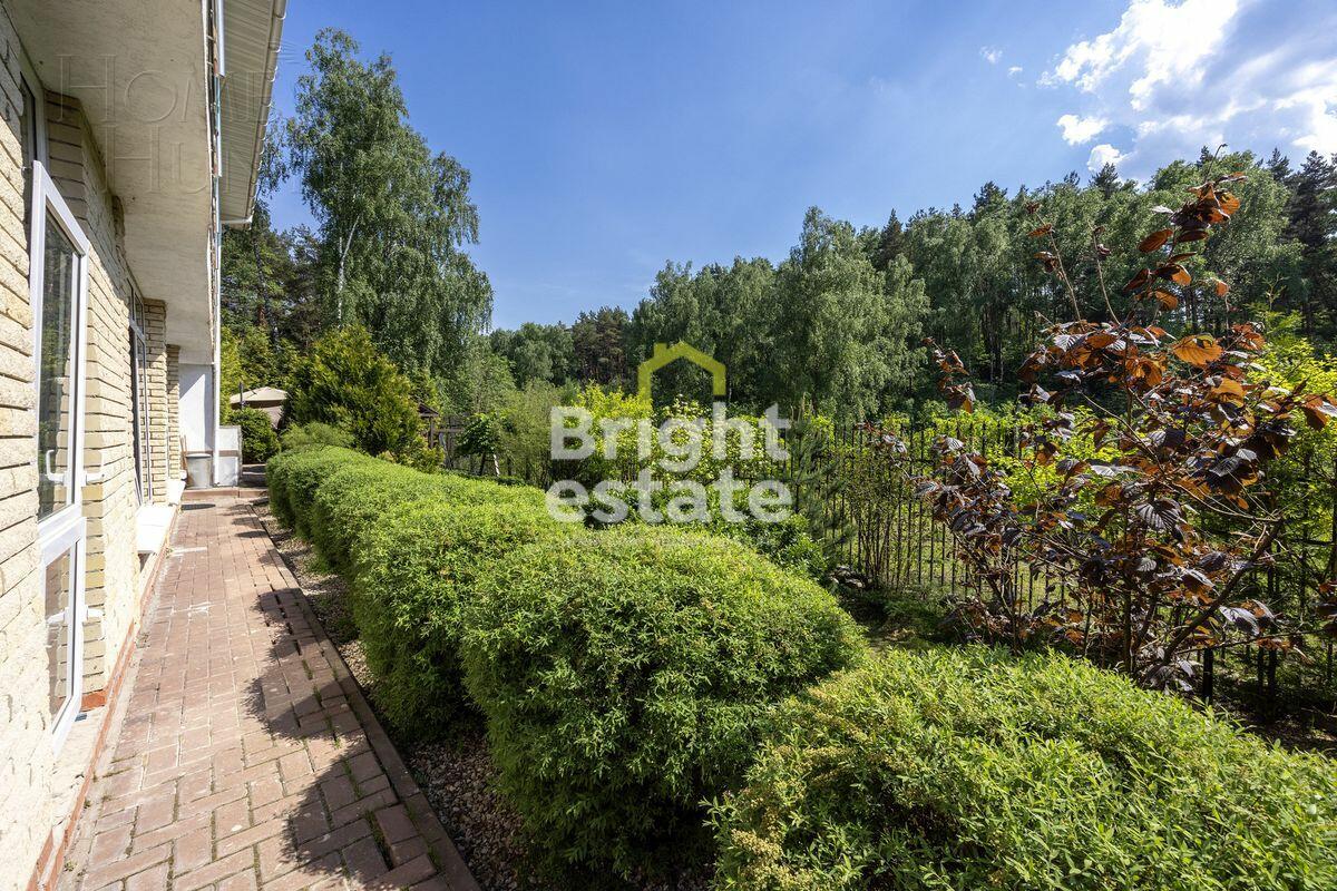 3-этажный коттедж 420 м² с отделкой