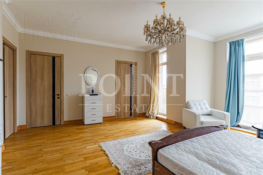 3-этажный таунхаус 265 м² с отделкой