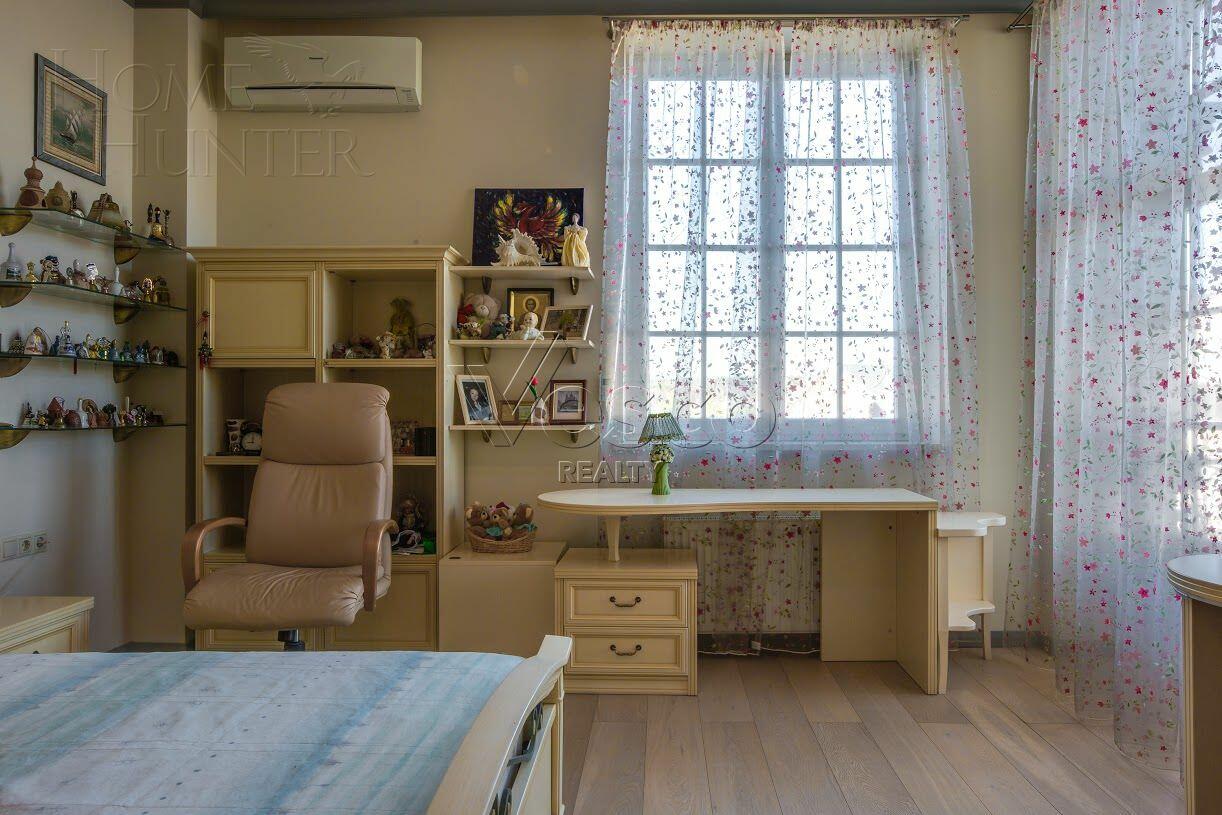 2-этажный коттедж 491.5 м² с отделкой