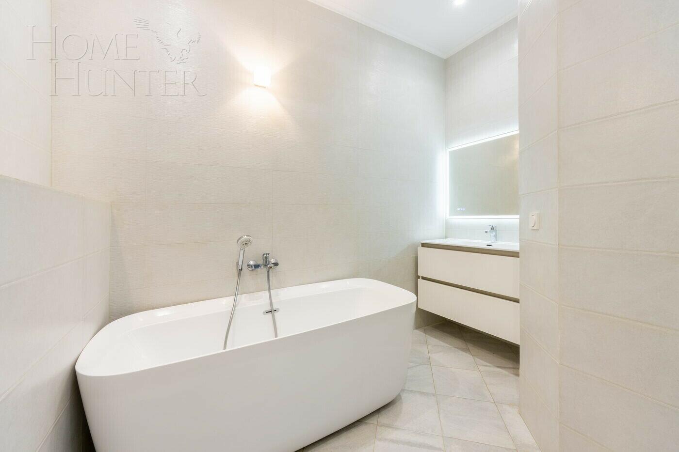3-КОМН. КВАРТИРА С ОТДЕЛКОЙ 84.9 М² НА 8 ЭТАЖЕ