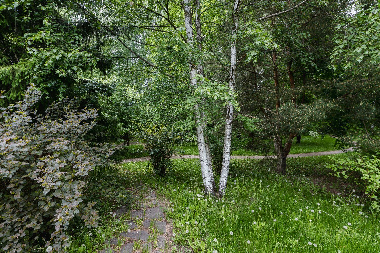 2-этажный коттедж 612 м² без отделки