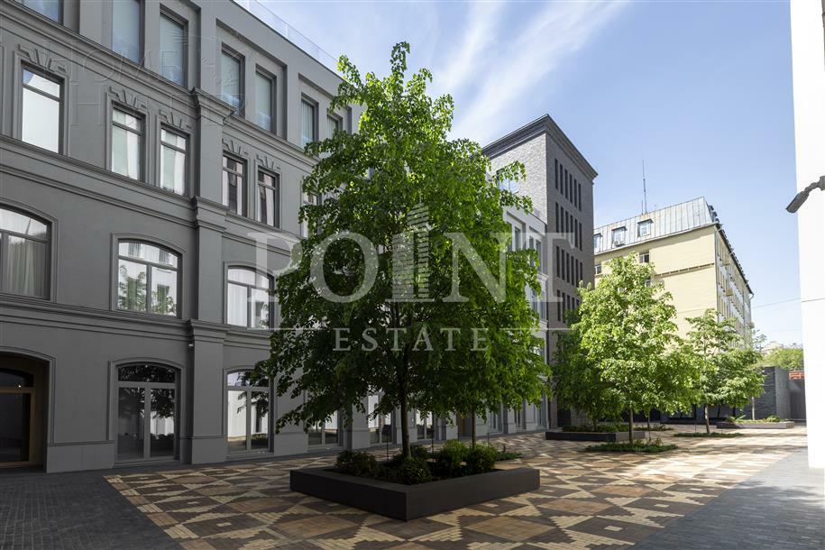 3-КОМН. КВАРТИРА С ОТДЕЛКОЙ 156 М² НА 2 ЭТАЖЕ