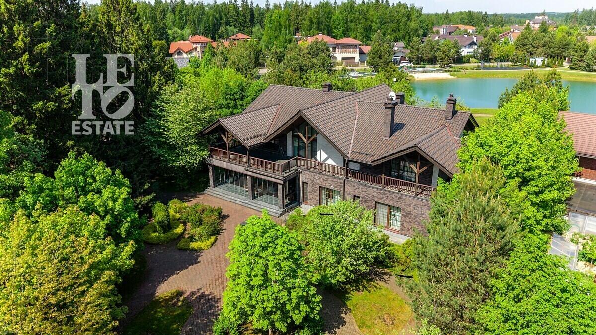 2-этажный коттедж 530 м² с отделкой