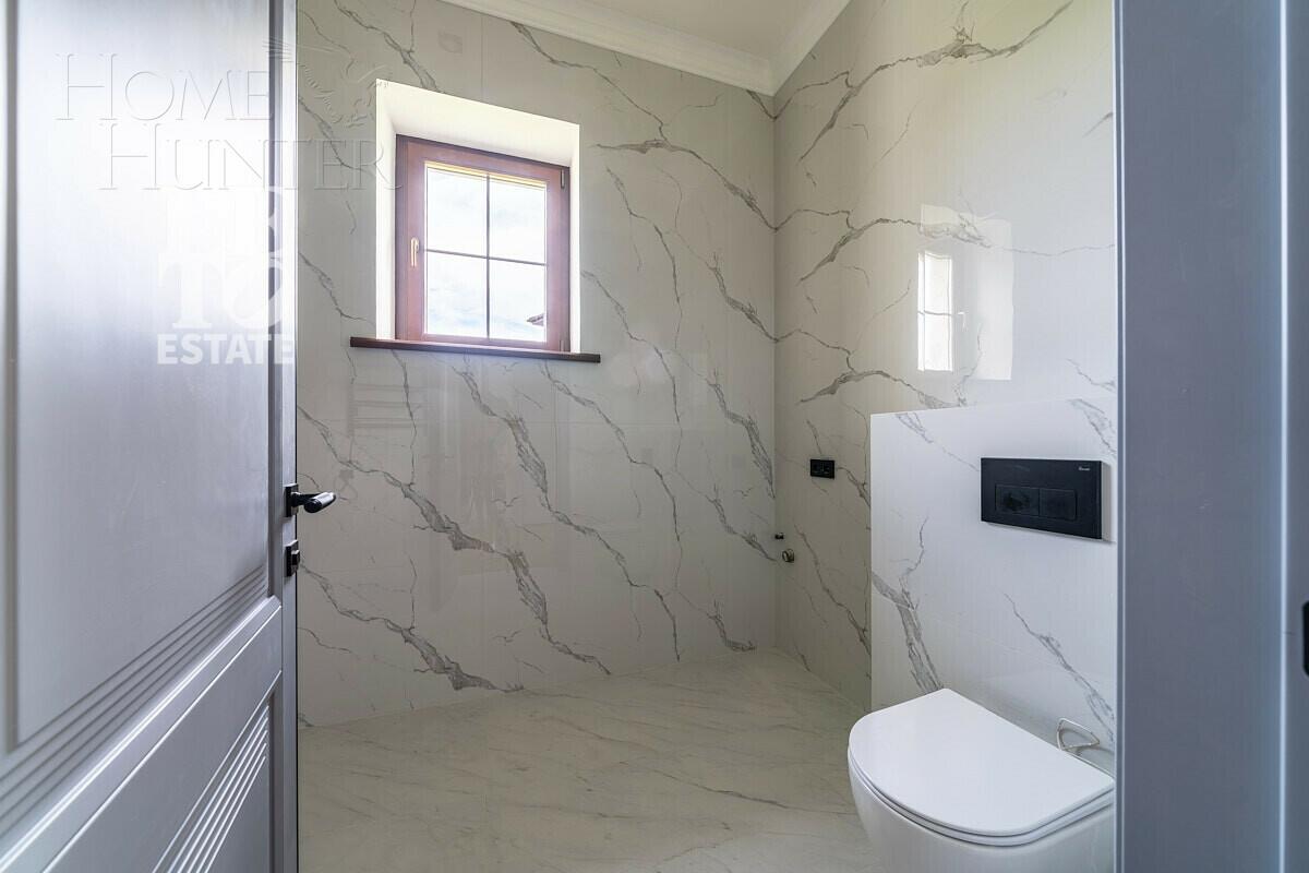 2-этажный коттедж 303 м² с отделкой