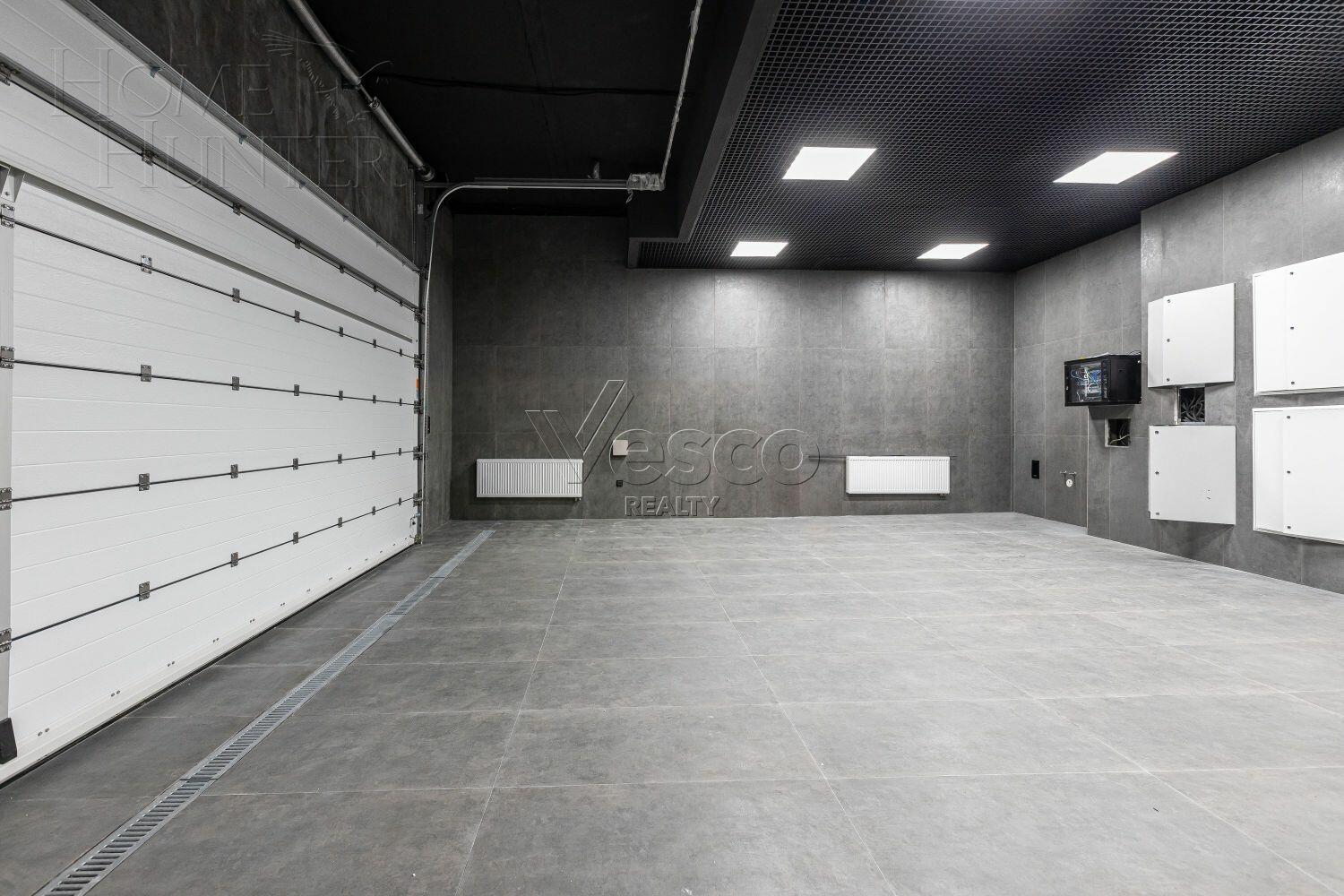 2-этажный коттедж 1 100 м² с отделкой