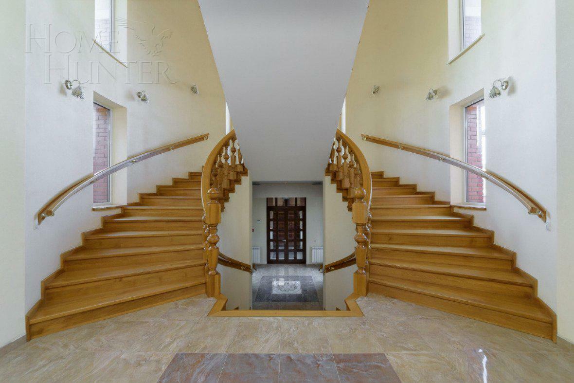 2-этажный коттедж 720 м² с отделкой