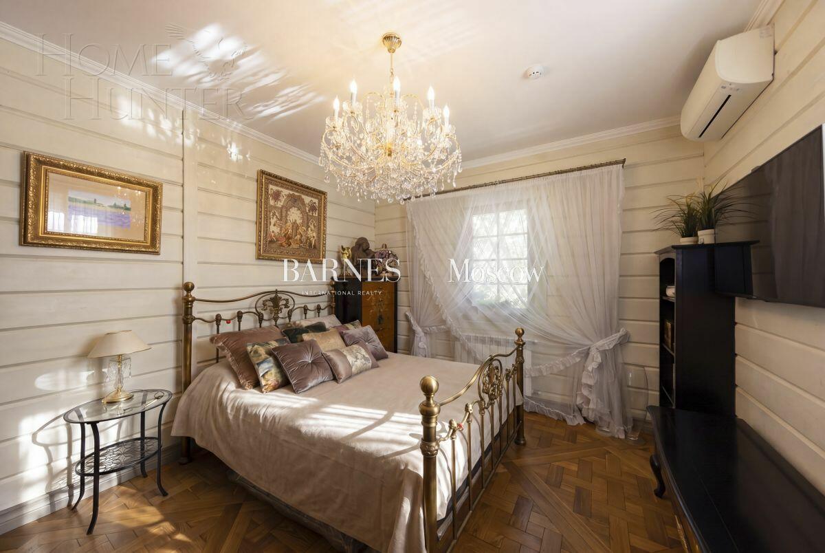 2-этажный коттедж 530 м² с отделкой