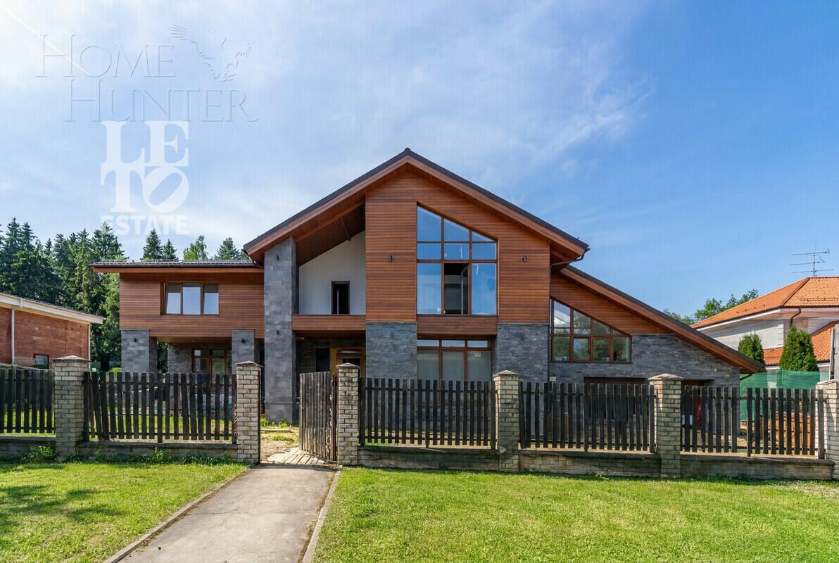 2-этажный коттедж 1 150 м² без отделки