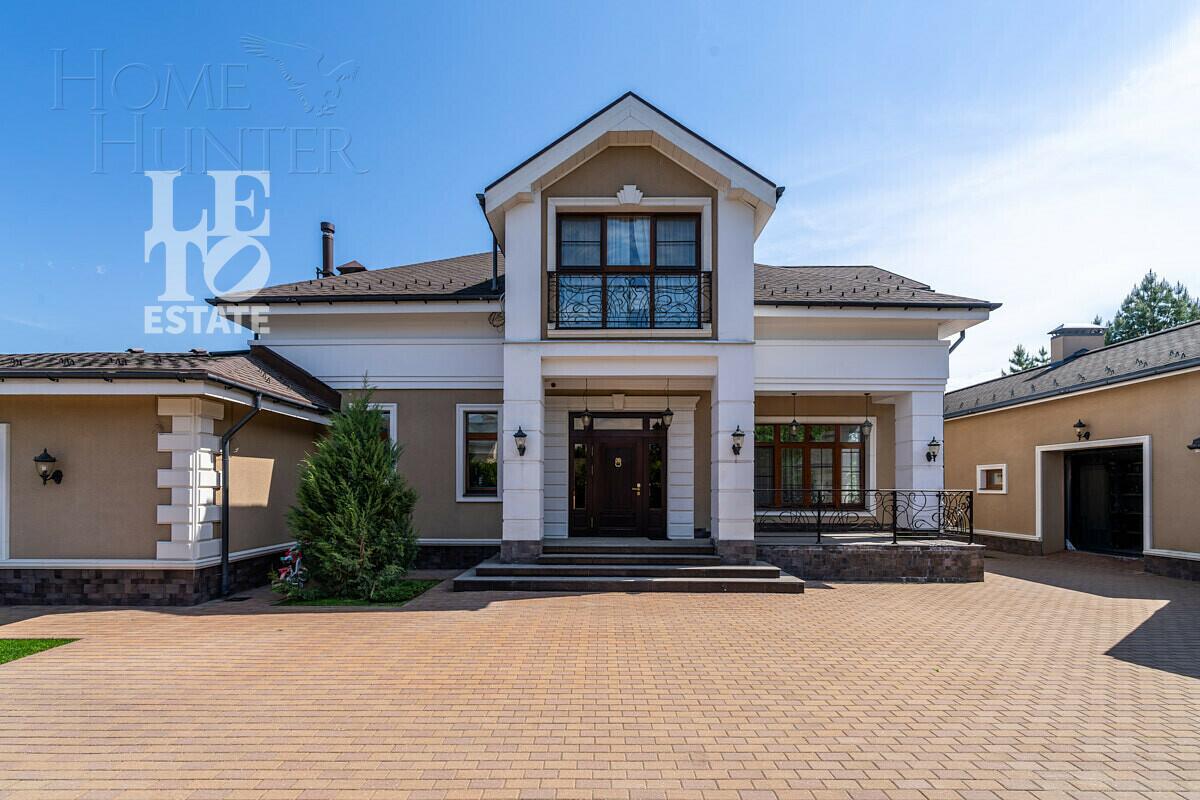 2-этажный коттедж 550 м² с отделкой