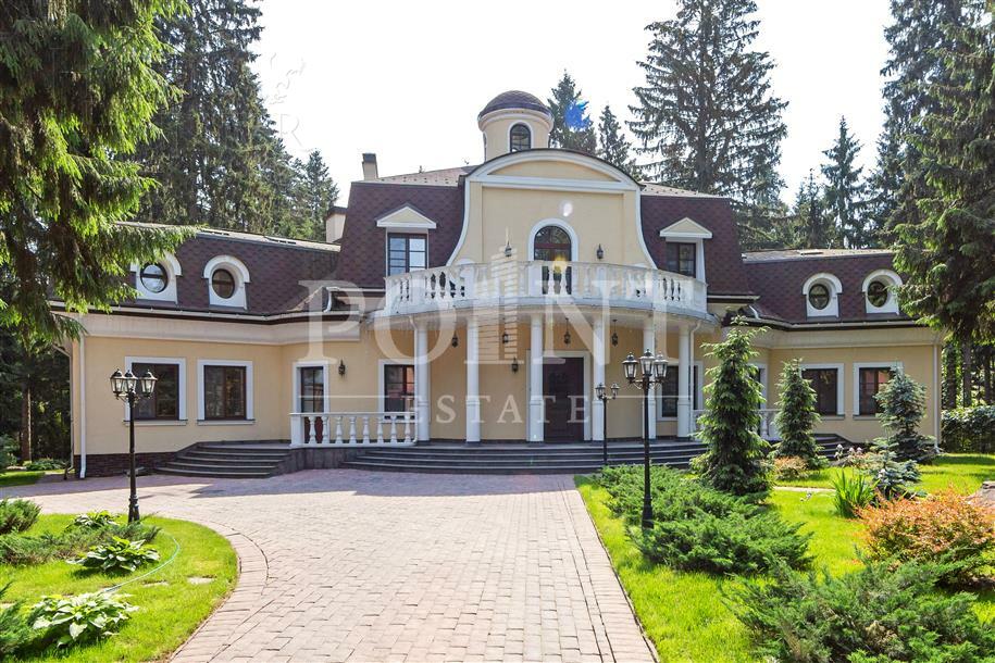 2-этажный коттедж 800 м² с отделкой