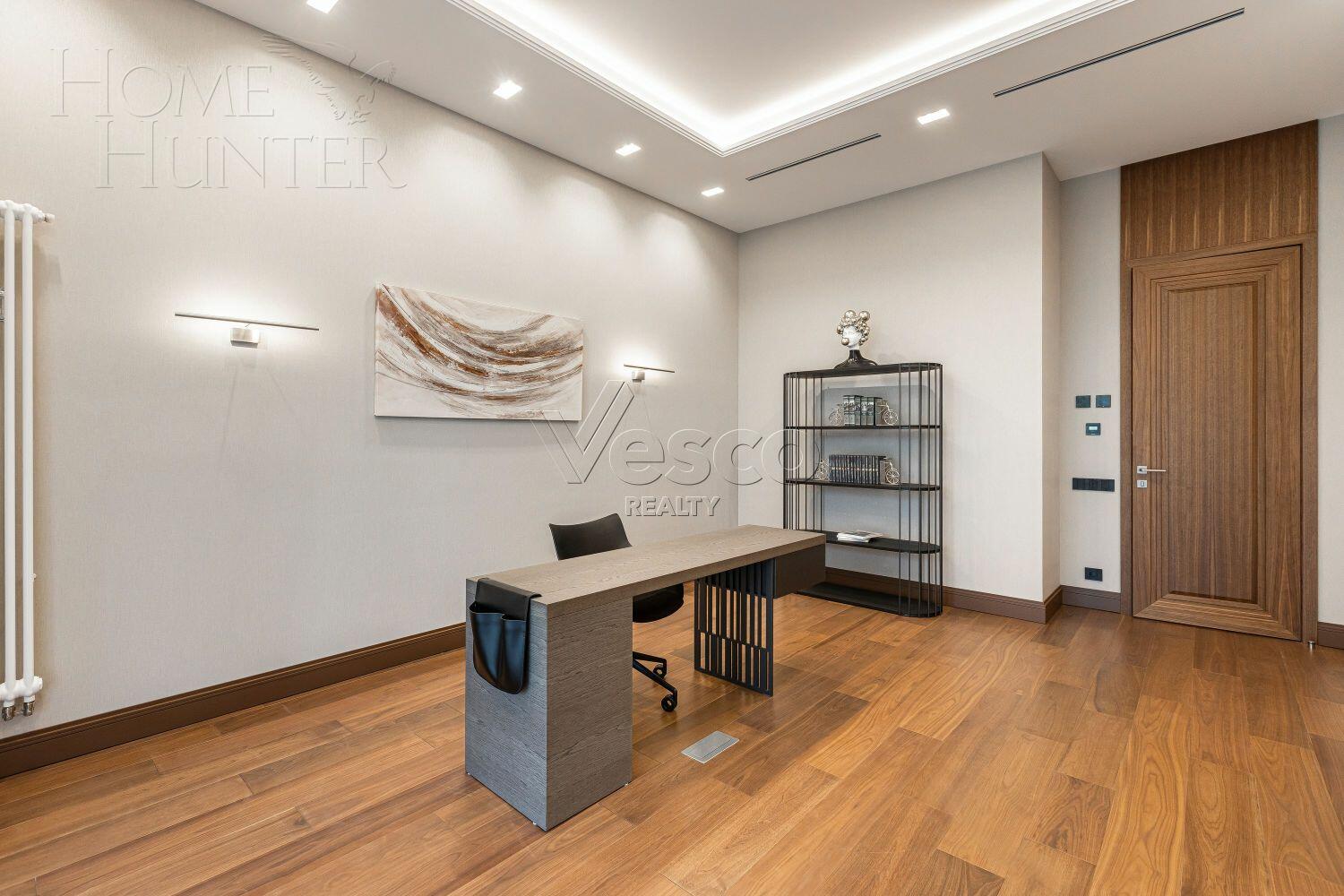 2-этажный коттедж 1 100 м² с отделкой