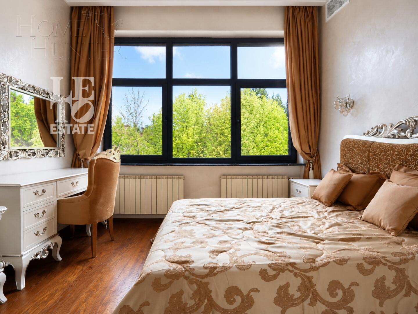 3-этажный коттедж 900 м² с отделкой