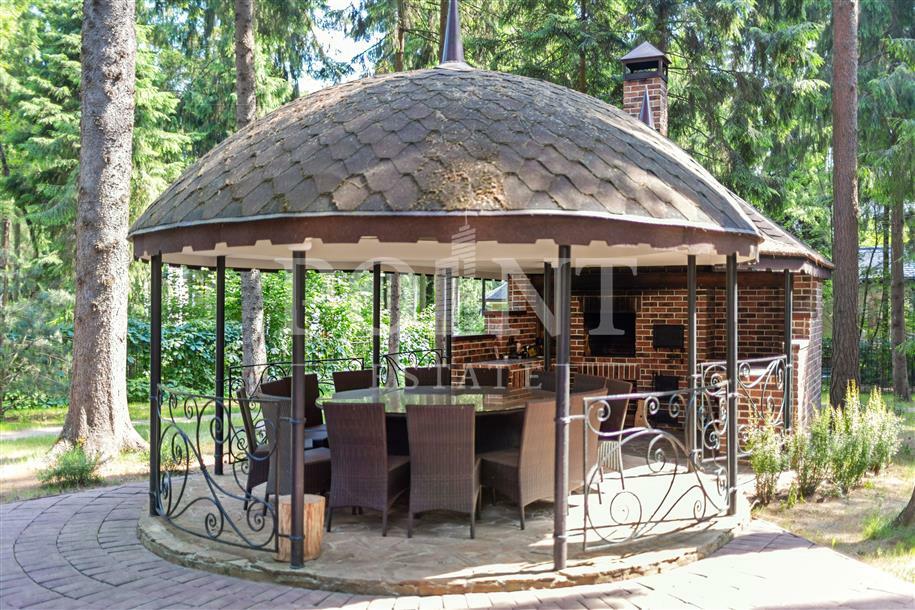 2-этажный коттедж 800 м² с отделкой