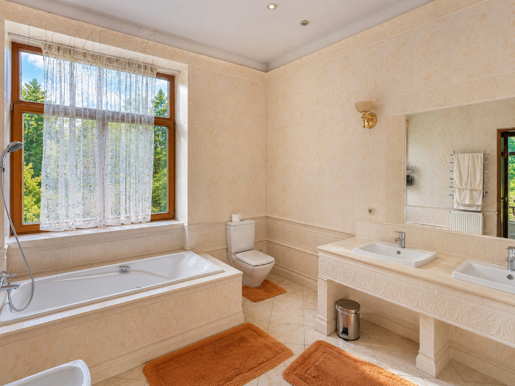 2-этажный коттедж 2 500 м² с отделкой