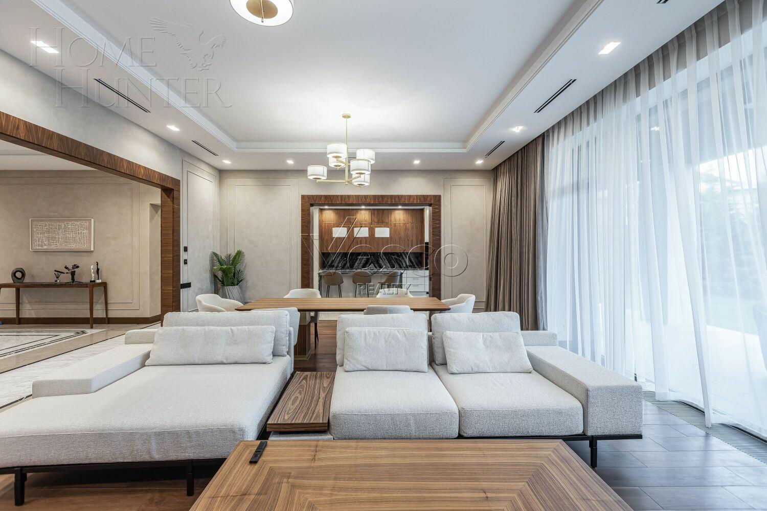 2-этажный коттедж 1 100 м² с отделкой