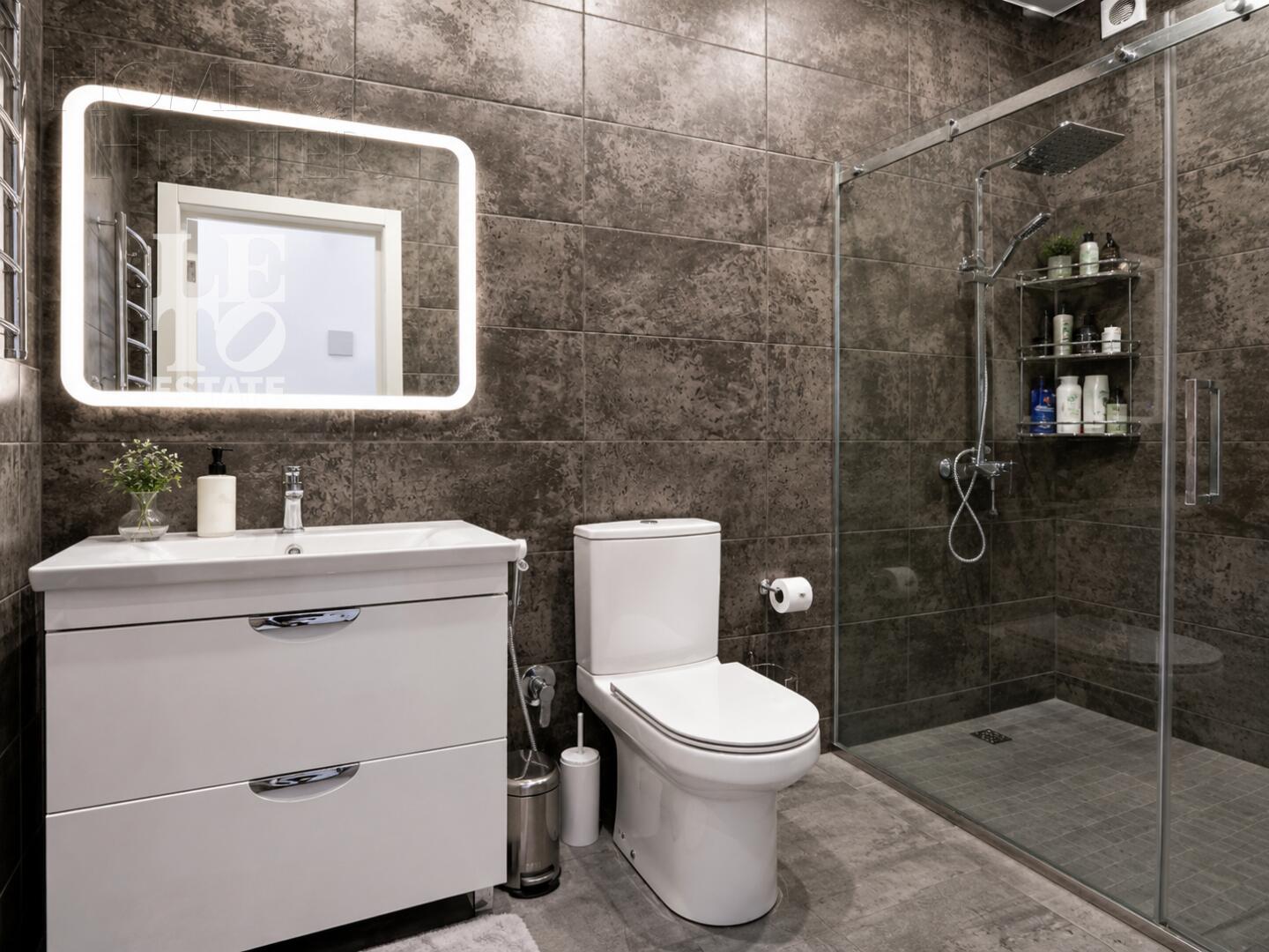 2-этажный коттедж 347.3 м² с отделкой