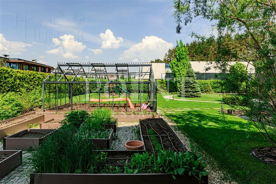2-этажный коттедж 606 м² с отделкой