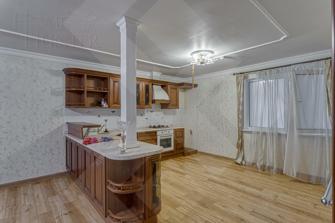 2-этажный коттедж 982 м² с отделкой