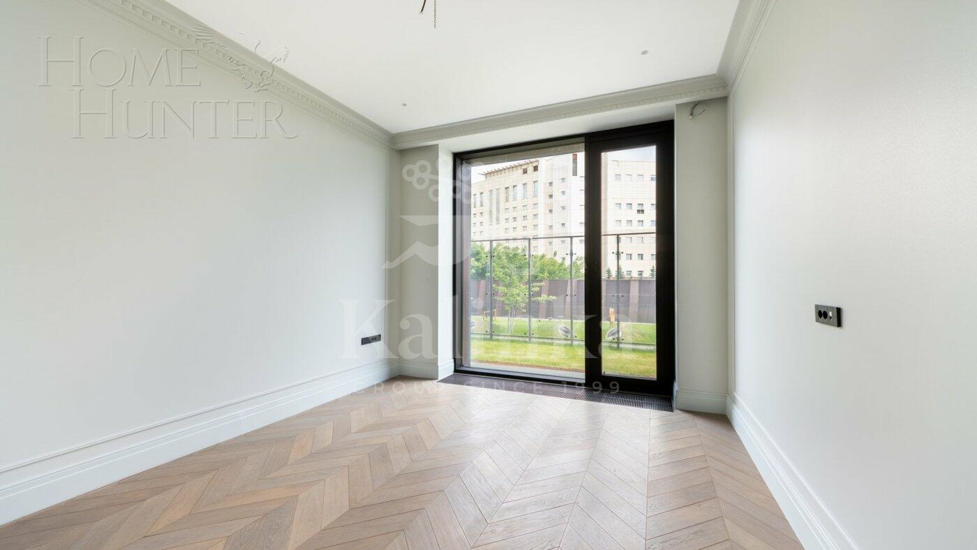 3-КОМН. КВАРТИРА С ОТДЕЛКОЙ 98 М² НА 1 ЭТАЖЕ